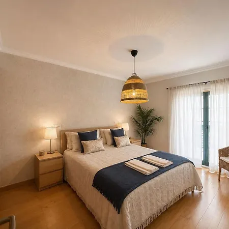 Golden Coast * Carcavelos (Lisbon)