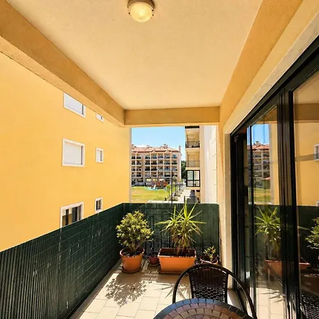 Golden Coast Διαμέρισμα Carcavelos (Lisbon)